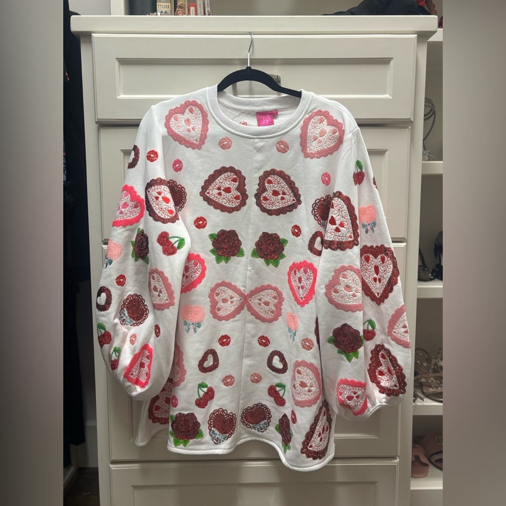 QUEEN OF SPARKLES V-Day Dress